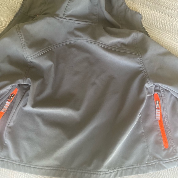 Rain/ shell jacket - Picture 7 of 7